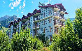 Hotel Marina Heights